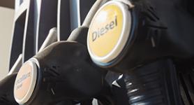 Nahaufnahme einer TOTAL Dieselzapfsäule
